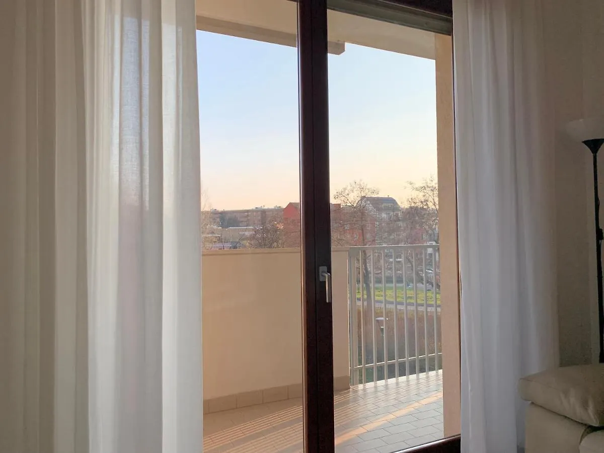 Apartamento Trilocale In Zona Bocconi/Navigli Milán